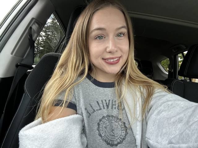 GUESS YOU NEED A SWEET WOMAN WITH CLEAN PUSSY AND TITS💋420 FRIENDLY 💝,READY TO FUCK HARDER . I’M REB BECCA POSSES CLEAN P**** - Image 3